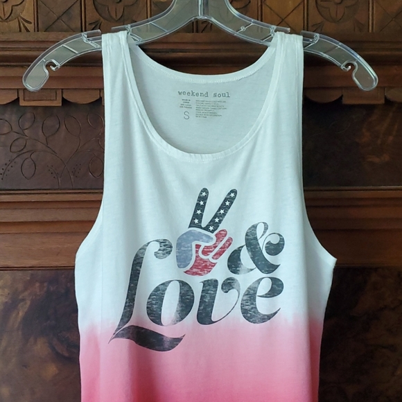 Weekend Soul Peace Sign Ombre White & Pink Tank Top S - Picture 2 of 5